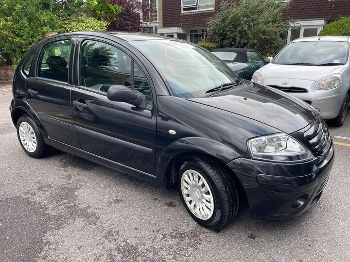 Cheap Citroen C3 - 1.1i VT 5dr - low mileage ULEZ compliant for sale in Woking, Surrey