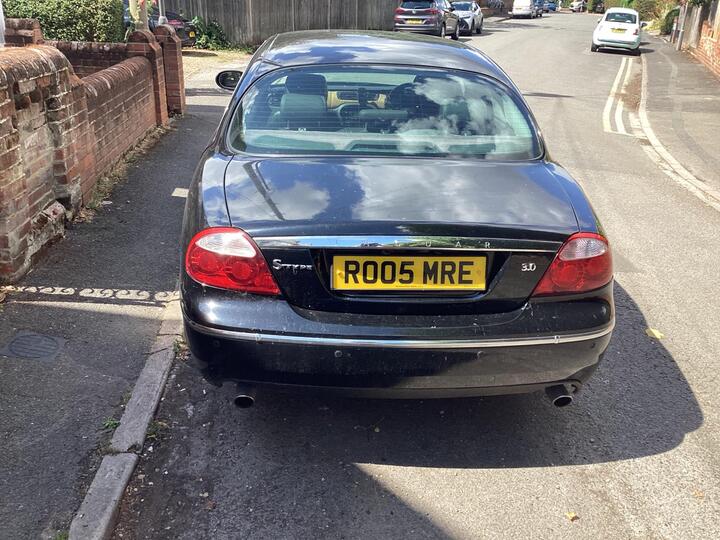 Jaguar S-Type - 3.0 V6 4dr - bargin - Image 11