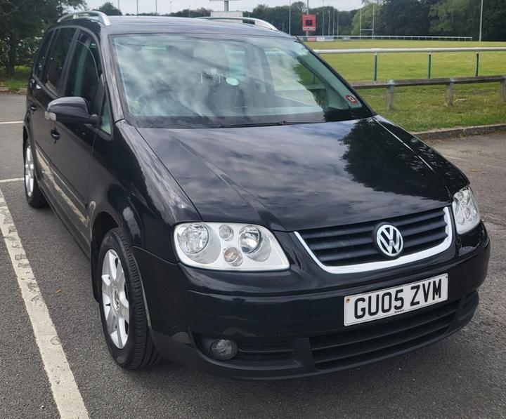 Cheap Volkswagen Touran - 2.0 FSI Sport 5dr (7 Seats) - 12 months MOT(till June 2026) for sale in Liphook, Hampshire