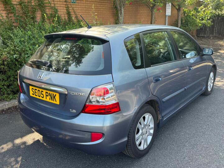 Honda Civic - 1.6 i-VTEC Executive 5dr - GOOD SPEC ULEZ MOT SRV HISTORY - Image 6