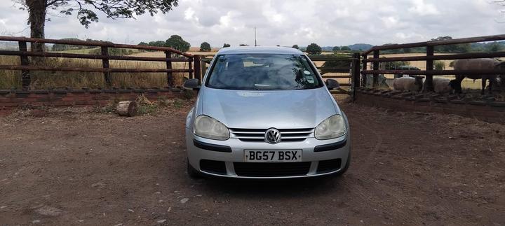 Cheap Volkswagen Golf - 1.9 TDI S 5dr - One Very Careful Lady Owner for sale in Kidderminster, Worcestershire