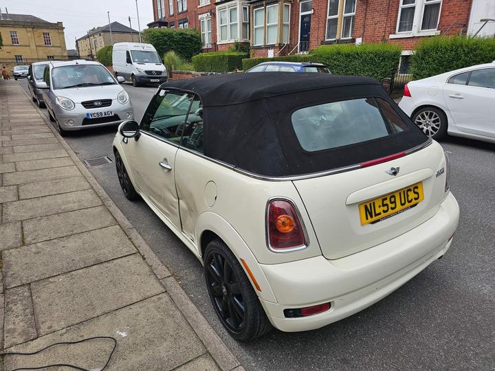 MINI Convertible - 1.6 Cooper Euro 4 2dr - Image 7