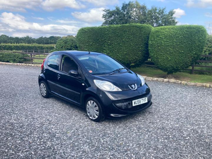 Cheap Peugeot 107 - 1.0 12V Urban Euro 4 5dr - 12 months mot drives A1 for sale in Bolton, Greater Manchester