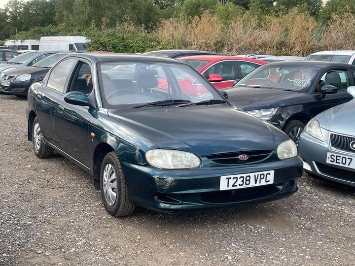 Cheap Kia Mentor II - 1.5 S 4dr for sale in Wokingham, Berkshire