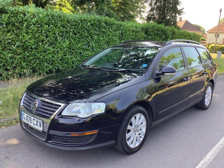 Cheap Volkswagen Passat - 2.0 TDI S Euro 5 5dr - MOT JUNE 2026 ((18-06-2026)) for sale in Reading, Berkshire