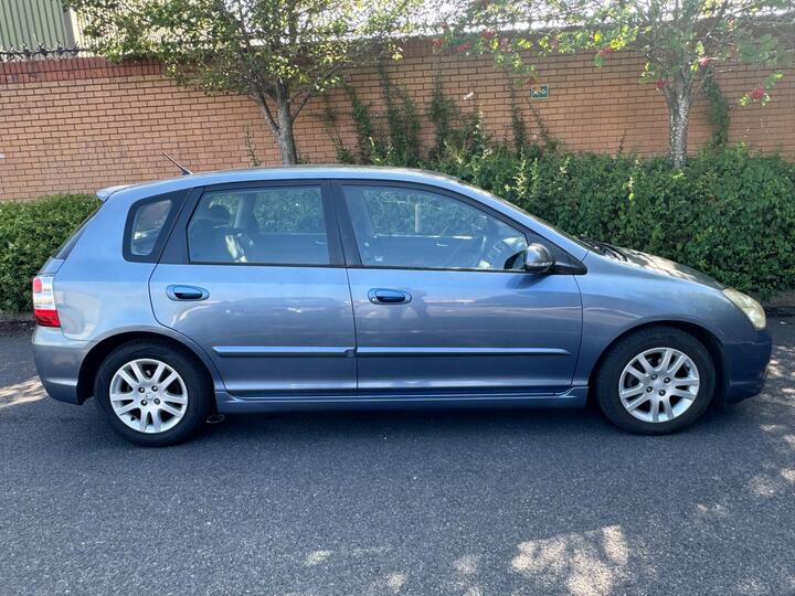 Honda Civic - 1.6 i-VTEC Executive 5dr - GOOD SPEC ULEZ MOT SRV HISTORY - Image 7