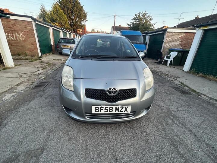 Cheap Toyota Yaris - 1.3 VVT-i TR 3dr for sale in Aylesbury, Buckinghamshire