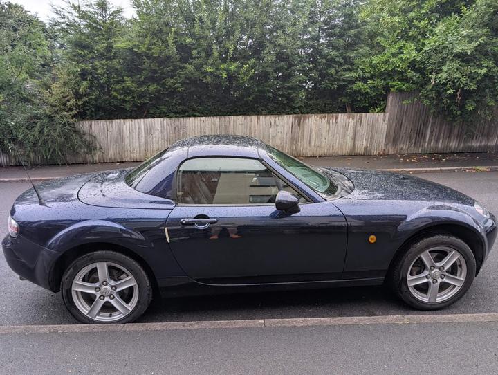 Cheap Mazda MX-5 - 1.8i (Option Pack) Roadster Euro 4 2dr - engine fault, spares or repair for sale in Sheffield, South Yorkshire