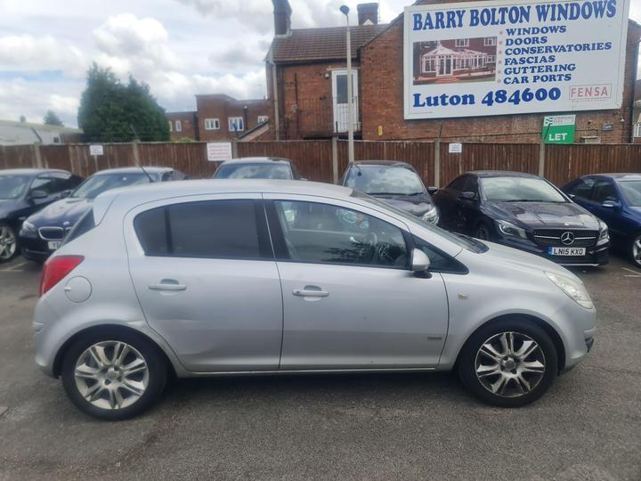 Vauxhall Corsa - 1.4i 16v Design 5dr (a/c) - PART EXCHANGE TO CLEARNCE - Image 9