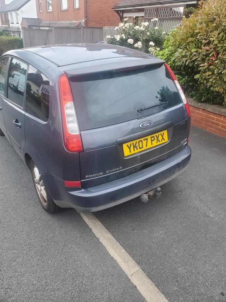Ford Focus C-Max - 1.8 TD Zetec 5dr - Image 2