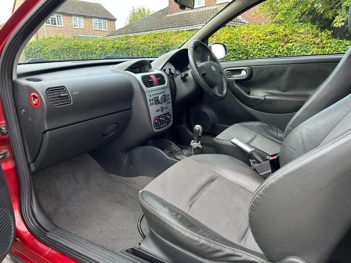 Vauxhall Corsa - 1.3 CDTi 16v SXi+ 3dr - Reliable engine, cheap to run - Image 24