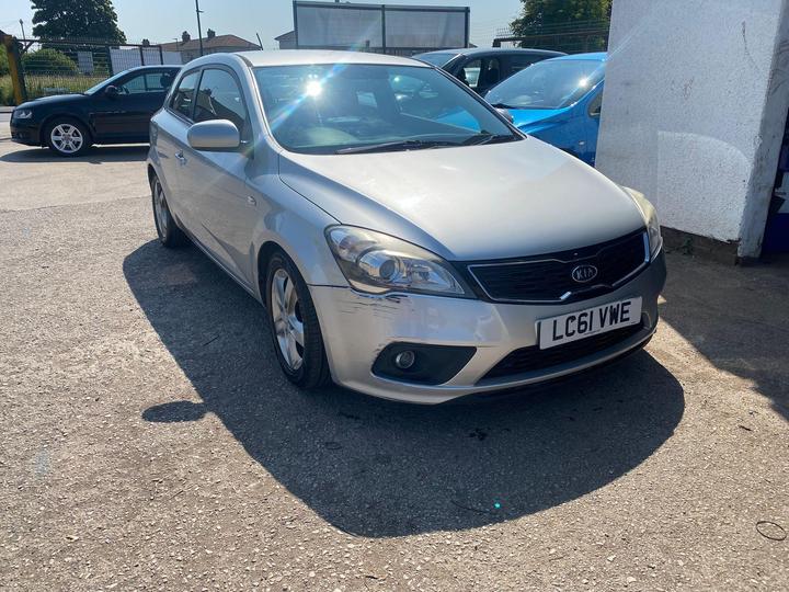 Cheap Kia ProCeed - 1.6 CRDi EcoDynamics 2 Euro 5 (s/s) 3dr - £20 tax a year for sale in Leigh, Greater Manchester