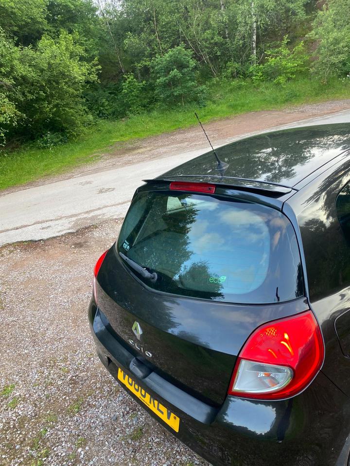 Renault Clio - 1.1 3dr - Ready for Summer Adventures - Image 14
