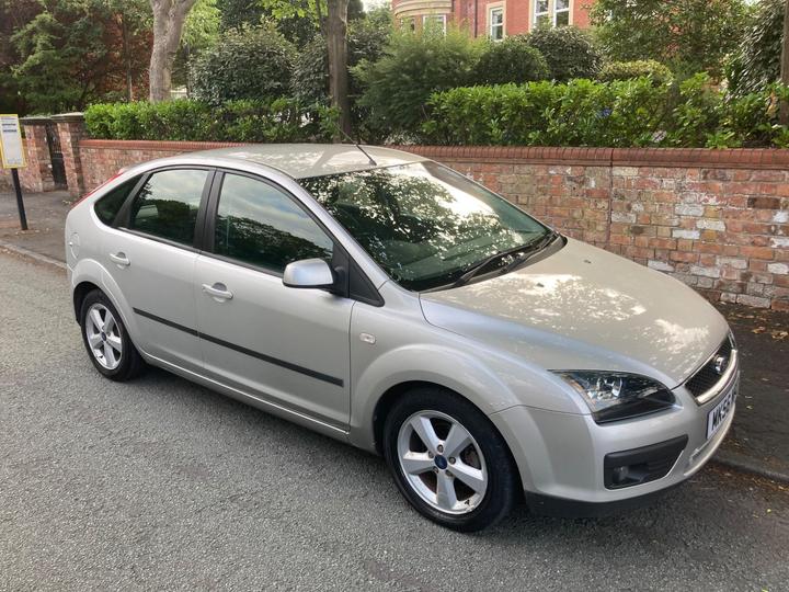 Cheap Ford Focus - 1.6 Zetec Climate 5dr - New MOT,2 owners,42 MPG ,82k. for sale in Southport, Merseyside