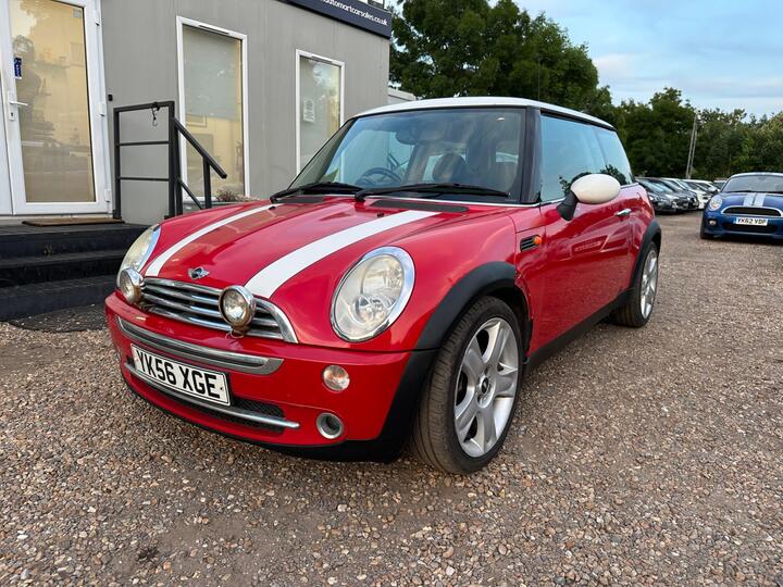 MINI Hatch - 1.6 Cooper Euro 4 3dr - Alloys,A/C,Low Mileage,Tax&Ins - Image 10
