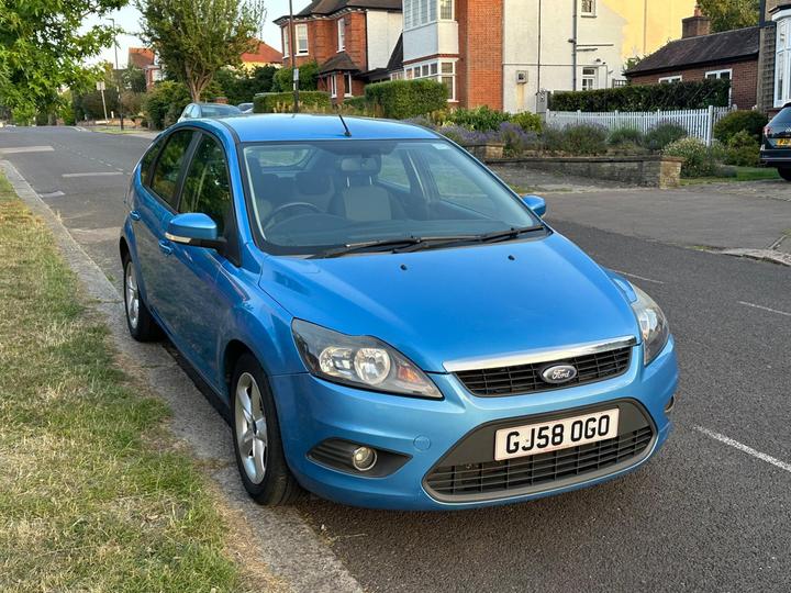 Ford Focus - 1.6 Zetec 5dr - ULEZ FREE / DRIVES SPOT ON - Image 14