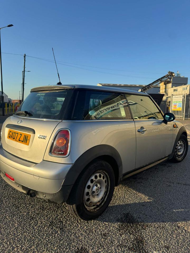 MINI Hatch - 1.4 One Euro 4 3dr - MOT UNTIL 18TH NOV 2025 - Image 8