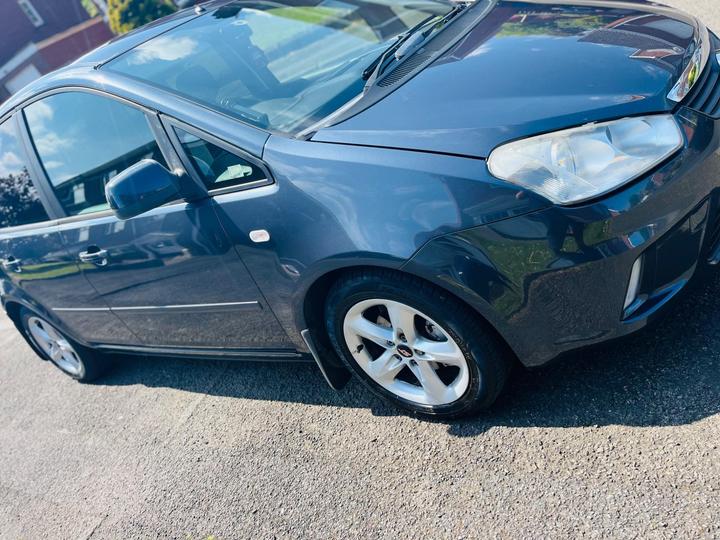 Ford C-Max - 1.6 TDCi DPF Zetec 5dr - Image 3