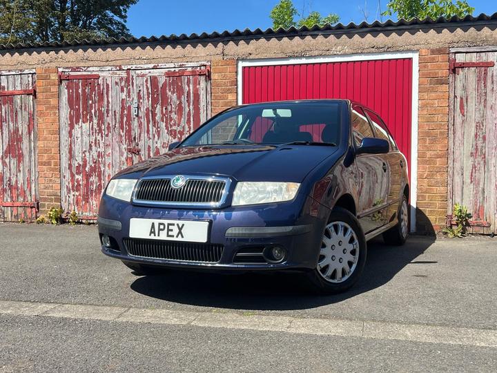 Skoda Fabia - 1.4 16V Ambiente 5dr - IDEAL FIRST CAR - LONG MOT - Image 4