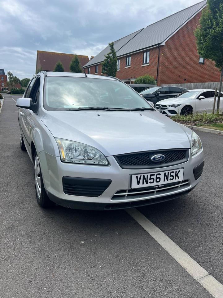 Ford Focus - 1.6 LX 5dr - Image 2