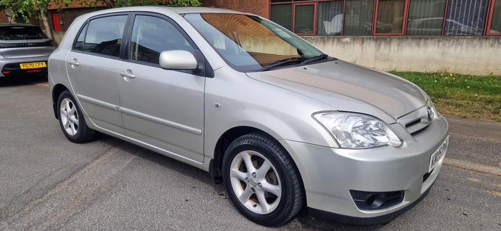 Cheap Toyota Corolla - 1.6 VVT-i T Spirit 5dr - FULL MOT,SUN ROOF,AIR CON,S/H for sale in Leeds, West Yorkshire
