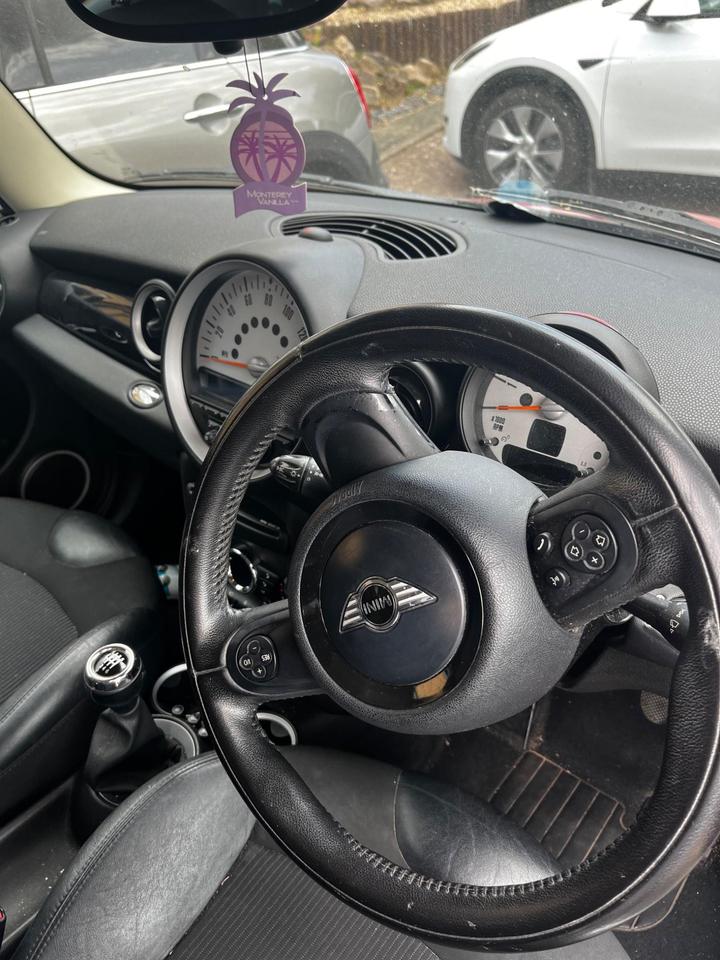 MINI Hatch - 1.6 Cooper Euro 5 (s/s) 3dr - Bodywork very good - Image 9