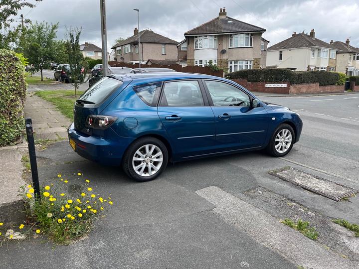 Mazda Mazda3 - 1.6 TS2 5dr - LOW MILEAGE + CHEAP RUNABOUT! - Image 8