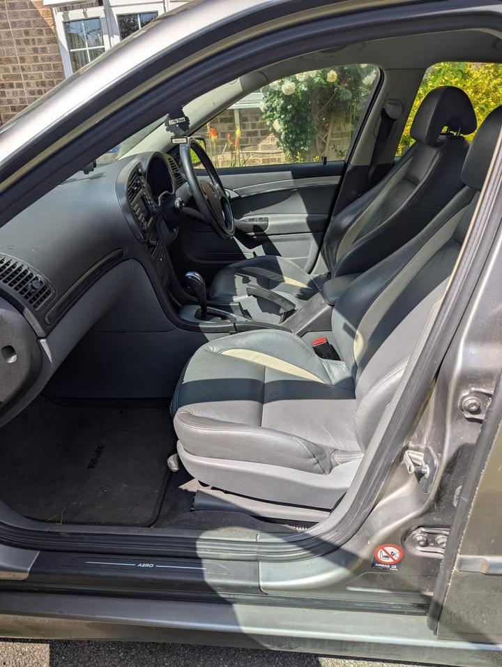 Saab 9-3 - 2.0T Aero 4dr - Image 13