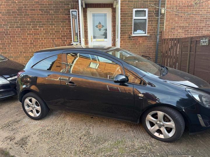 Vauxhall Corsa - 1.4 16V SXi Euro 5 3dr (A/C) - Image 6