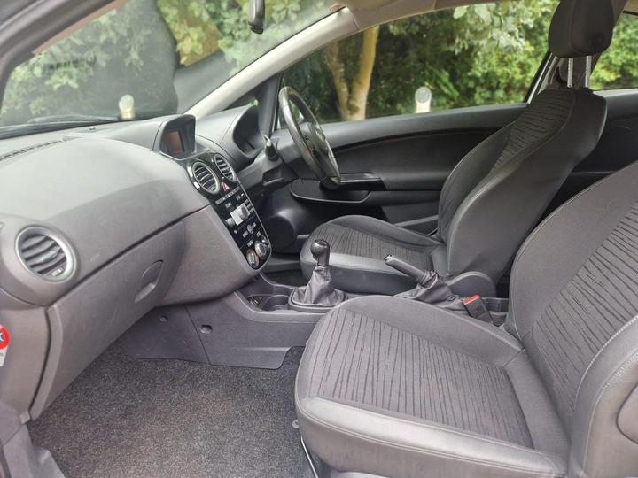 Vauxhall Corsa - 1.2 16V Excite Euro 5 3dr (A/C) - New in stock and ready to go - Image 17
