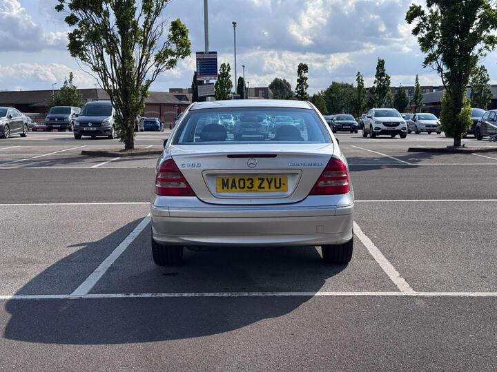 Mercedes-Benz C Class - 1.8 C180 Kompressor Avantgarde SE 4dr - Image 6