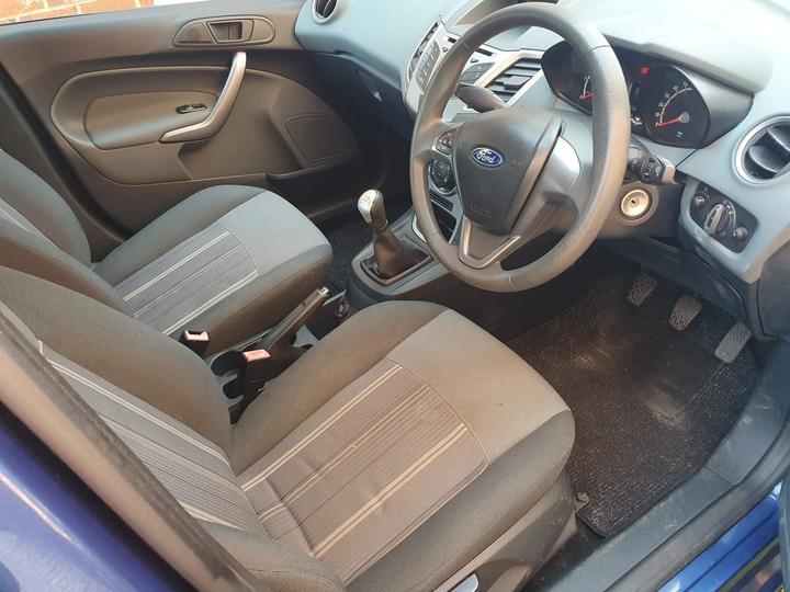 Ford Fiesta - 1.4 TDCi Edge 5dr - cheap runaround or first car - Image 10