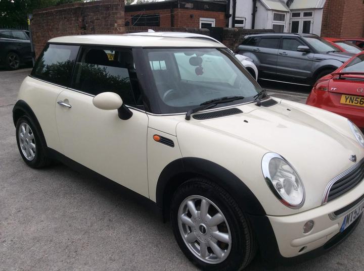 Cheap MINI Hatch - 1.6 One Euro 3 3dr - FULL SERVICE HISTORY for sale in Warrington, Cheshire