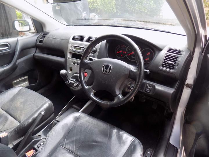 Honda Civic - 1.6 i-VTEC Executive 5dr - 1 Years Mot.Ulez compliant - Image 14
