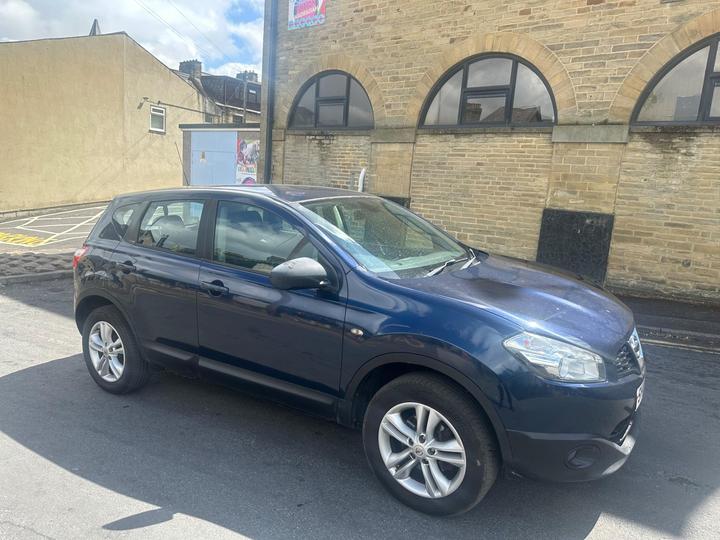 Cheap Nissan Qashqai - 1.5 dCi Acenta 2WD Euro 4 5dr - GOOD EXAMPLE+LONG MOT! for sale in Bradford, West Yorkshire