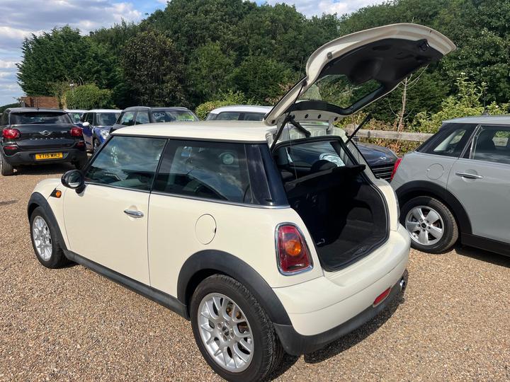 MINI Hatch - 1.4 One Euro 4 3dr - ULEZ-PEPPER EDT-DUE IN - Image 6