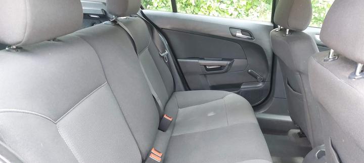 Vauxhall Astra - 1.6i Active Plus 5dr - Image 12