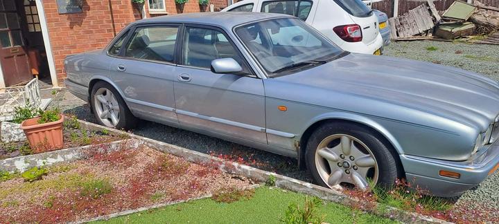 Jaguar XJ - 3.2 XJ6 4dr - Engine runs, needs new batter. - Image 7