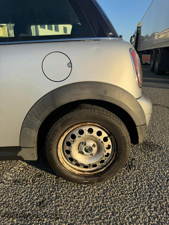 MINI Hatch - 1.4 One Euro 4 3dr - MOT UNTIL 18TH NOV 2025 - Image 16