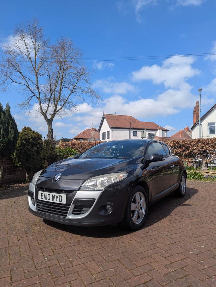 Cheap Renault Megane - 1.6 16V Dynamique TomTom Euro 5 3dr - MOT Due: 02/04/2026 !! for sale in Worksop, Nottinghamshire