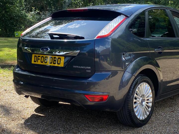 Ford Focus - 1.8 Titanium 5dr - TITANIUM SPEC/ULEZ/MANUAL - Image 16