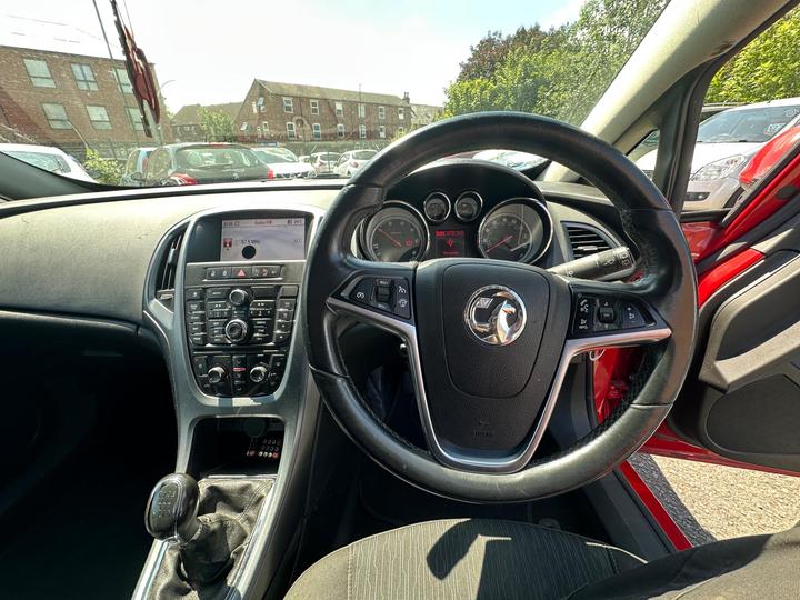 Vauxhall Astra GTC - 1.7 CDTi ecoFLEX 109g Sport Euro 5 (s/s) 3dr - TAKEN IN PART EX - Image 11
