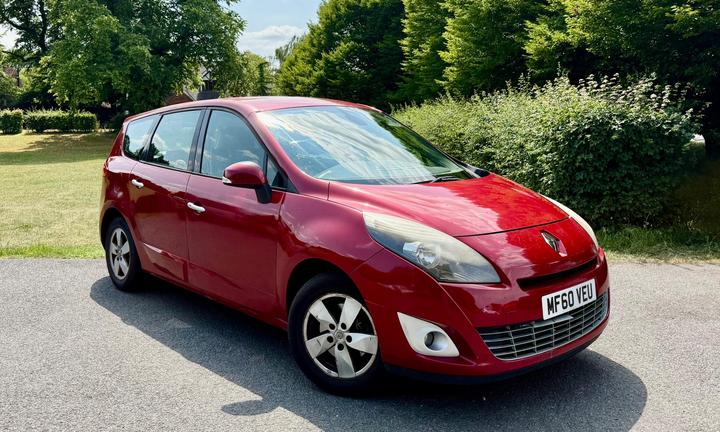 Cheap Renault Grand Scenic - 1.5 dCi Dynamique TomTom Euro 4 5dr - 7 SEATS, 60+MPG, SAT/NAV for sale in Doncaster, South Yorkshire