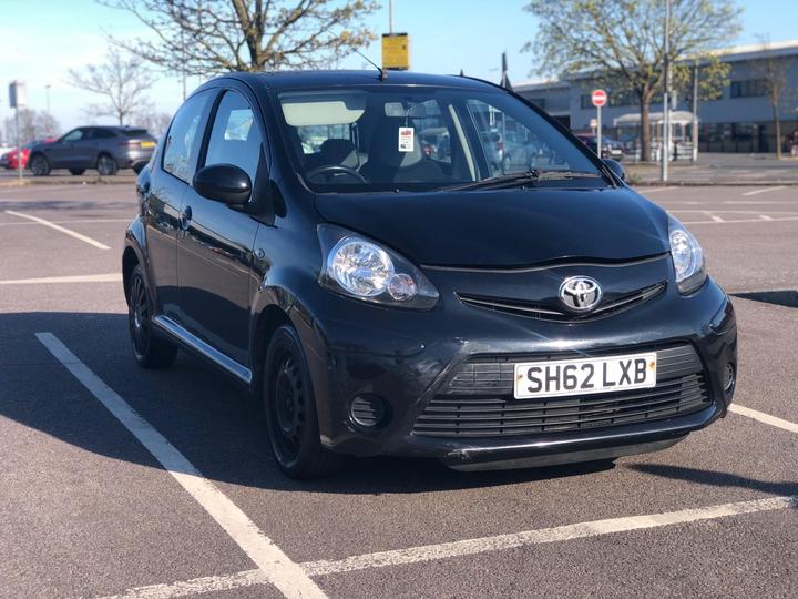 Toyota AYGO - 1.0 VVT-i Ice Euro 5 5dr - Image 2