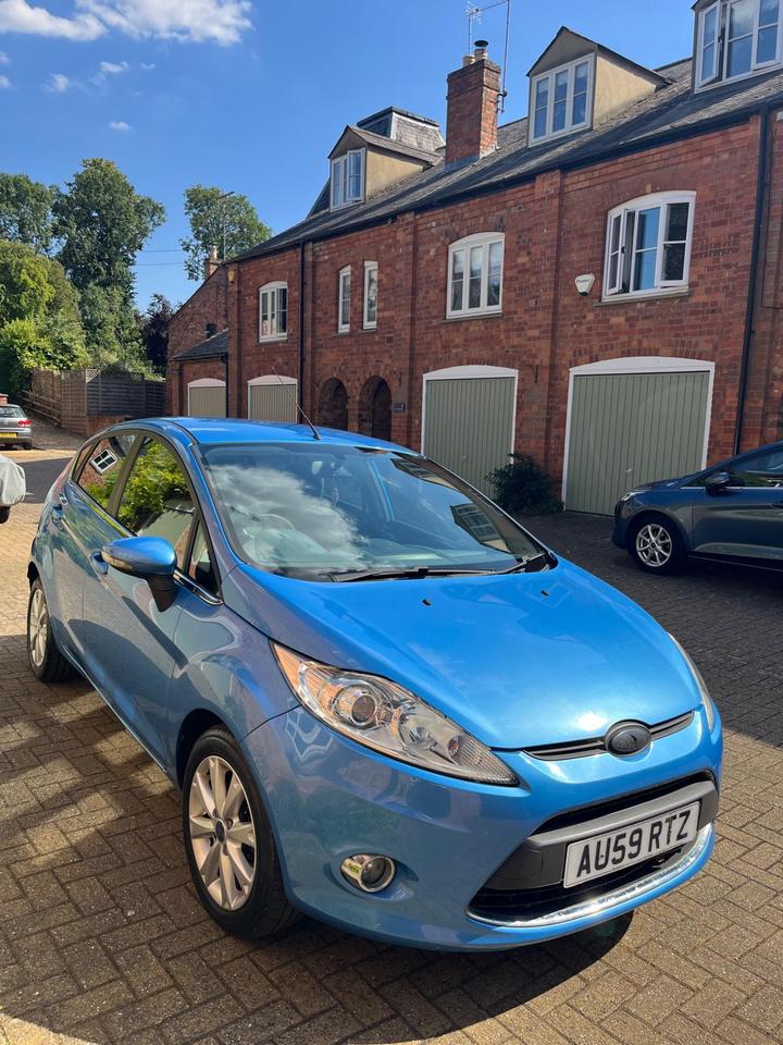 Cheap Ford Fiesta - 1.6 TDCi Zetec 5dr - Reliable & 11 months MOT for sale in Stamford, Lincolnshire