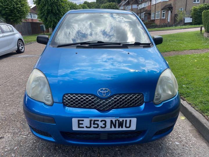 Toyota Yaris - 1.0 VVT-i T2 3dr - (Last Owner For 5 Years) - Image 2
