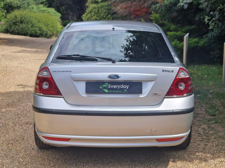 Ford Mondeo - 2.2 TDCi SIV Edge 5dr - New in stock and ready to go - Image 40