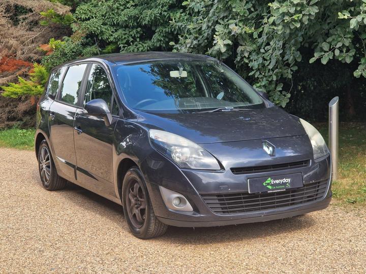 Renault Grand Scenic - 1.5 dCi Expression Euro 5 5dr - New in stock and ready to go - Image 24
