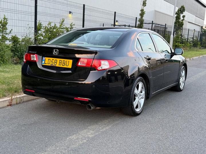 Honda Accord - 2.0 i-VTEC EX Auto Euro 5 4dr - Image 7