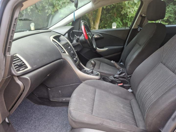 Vauxhall Astra - 1.4 16v Exclusiv Euro 5 5dr - New in stock and ready to go - Image 20